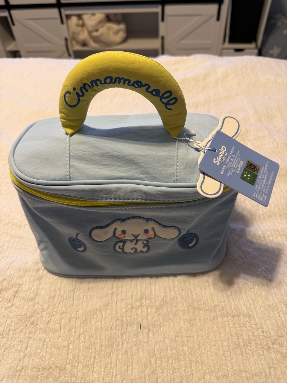 Sanrio Cinnamoroll Light Blue and Yellow Kids Carry Bag